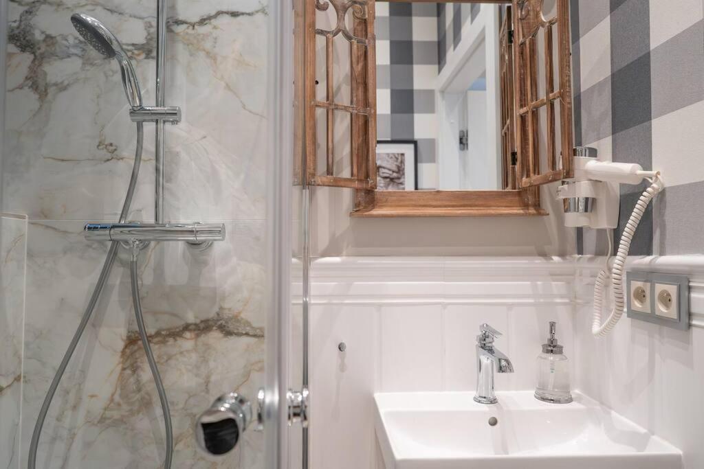 Rome City Center Apartment II ภายนอก รูปภาพ